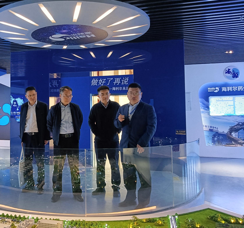 西北农林科技大学黄书记一行来集团参观访问