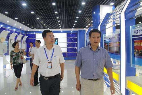 国家科技部副司长刘久贵来公司调研